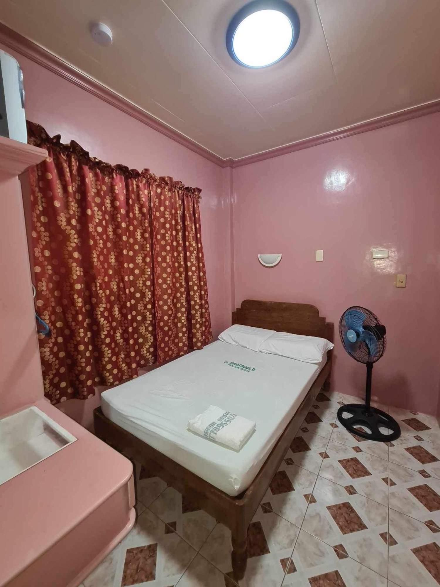 Drossgold Pension House Tubigon Exterior foto